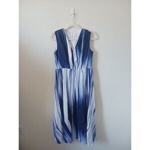 NWT Fashion Classic Midi Dress Sleeveless‎ V Neck Blue White Size M